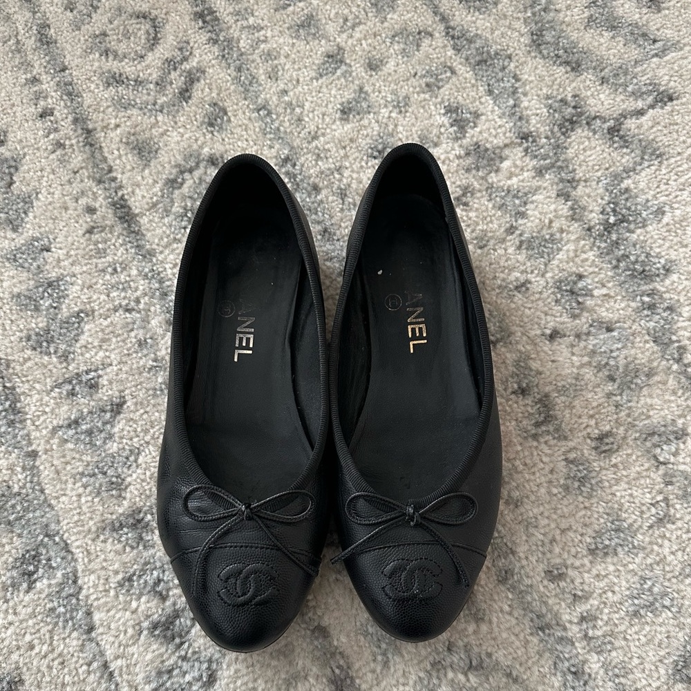 CHANEL ballerina flats